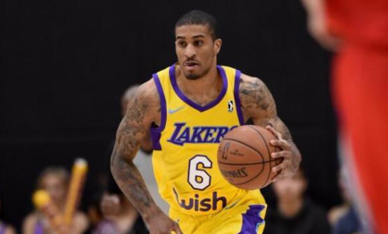 在公众中的 在公众中的